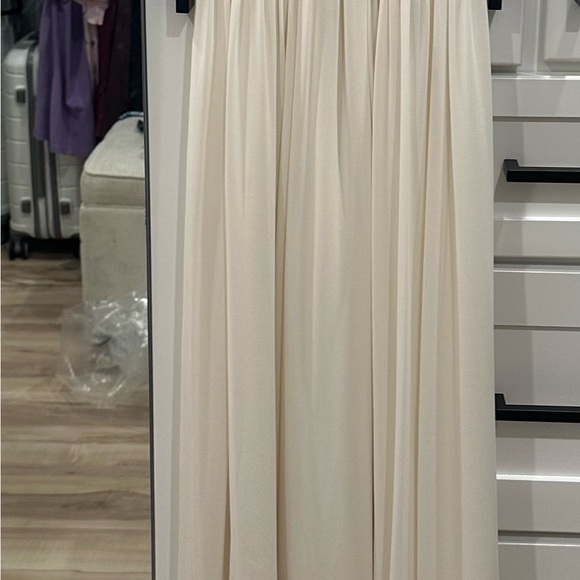 BCBG MAXAZRIA DRESS - Picture 5 of 6